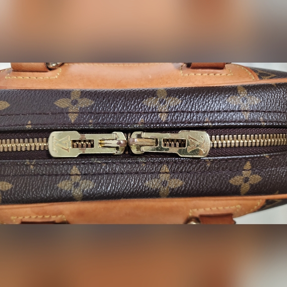 Louis Vuitton Trouville. Minor dryness on vachetta. Light signs of use handles. - Picture 6 of 14